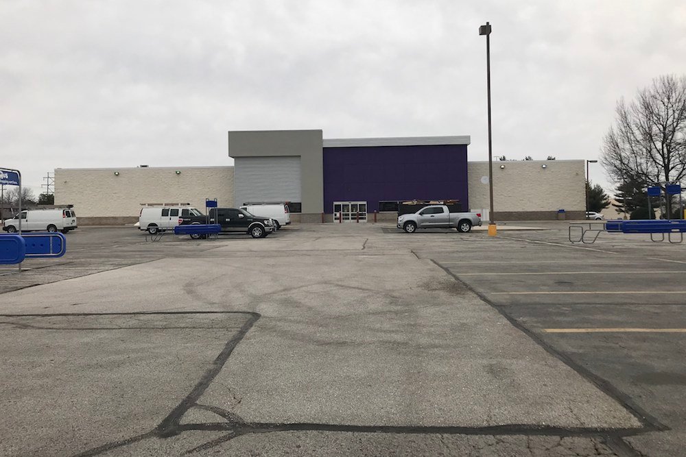 Gordmans is slated to open at the former Toys R Us on March 21.